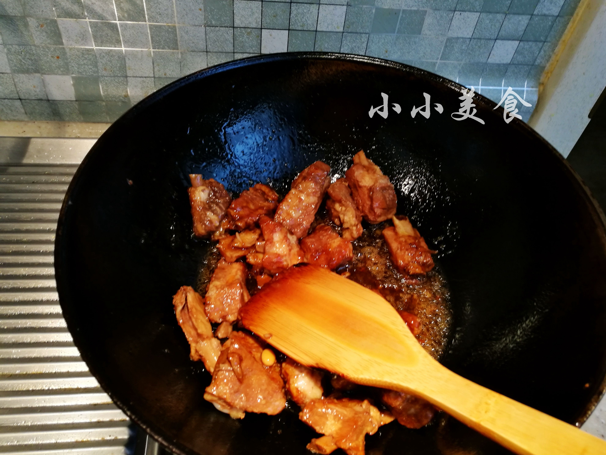 糖醋排骨凉菜,糖醋排骨软糯脱骨不柴不塞牙