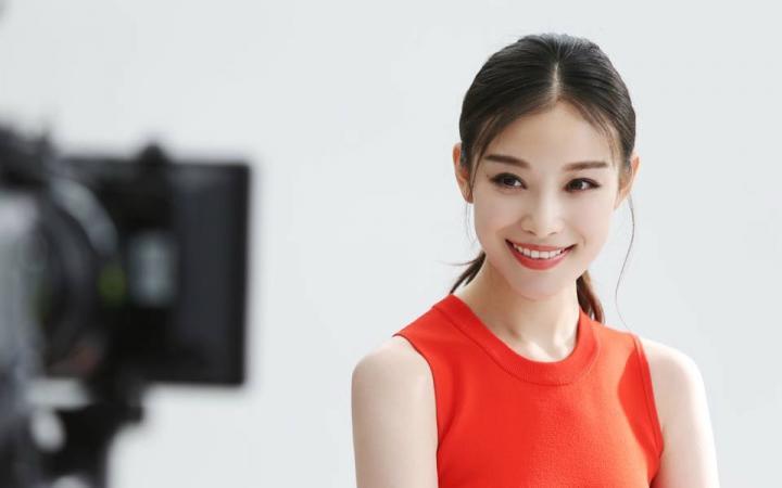 江一燕端庄优雅轻松驾驭各种风格,江一燕和舒淇照片