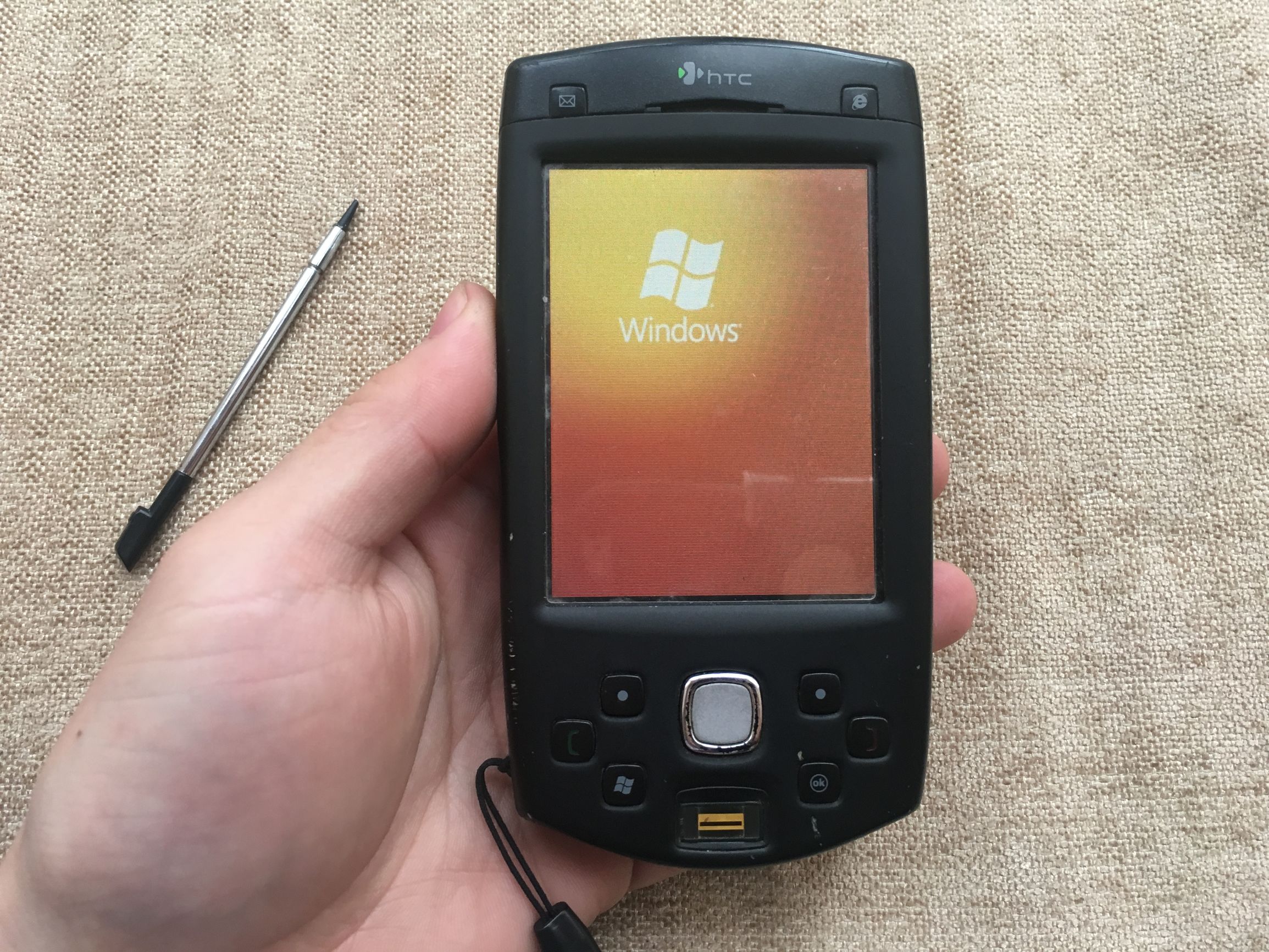 指纹解锁的鼻祖手机,指纹识别率最高的手机