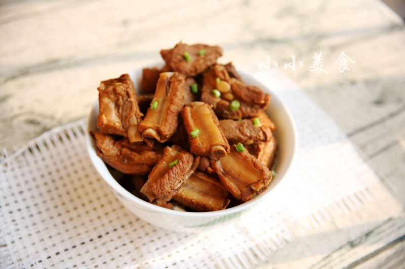 糖醋排骨凉菜,糖醋排骨软糯脱骨不柴不塞牙