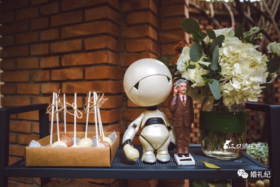 巴洛克复古黑色奢华皇冠新娘头饰,皇冠新娘头饰2022款白纱珍珠