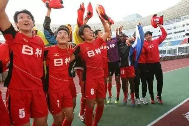 上海球迷视角,球迷视角上海德比