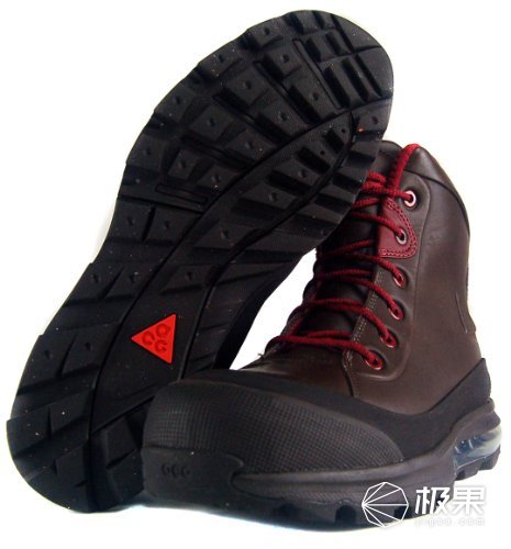 你从不注意的鞋底花纹，却成了乔丹科比封神的“秘密”
