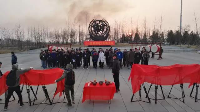 凤凰山东助力！临淄搭档《一起足球吧》开启首期真人秀