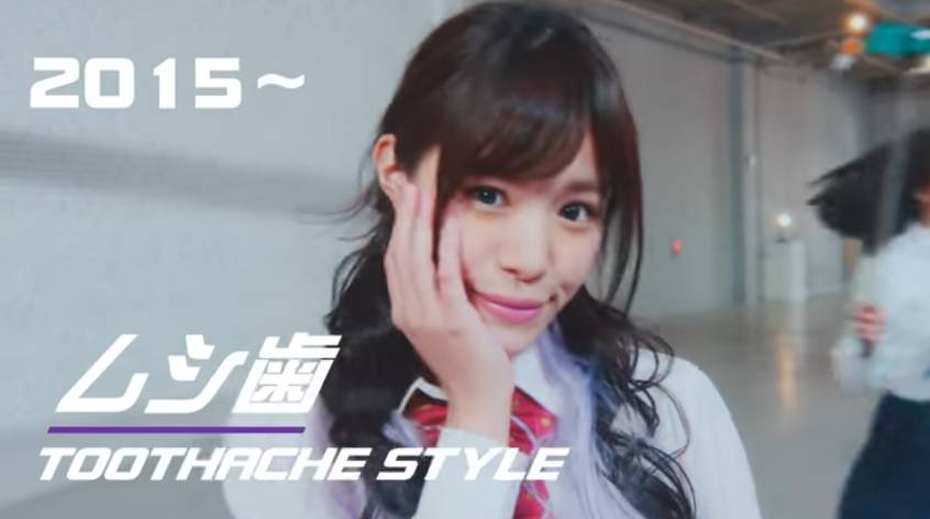 还在为拍照姿势而头疼？卖萌起家的JK们，早在100年前就美成精了！也许她们的某个姿势能带给你一点灵感……