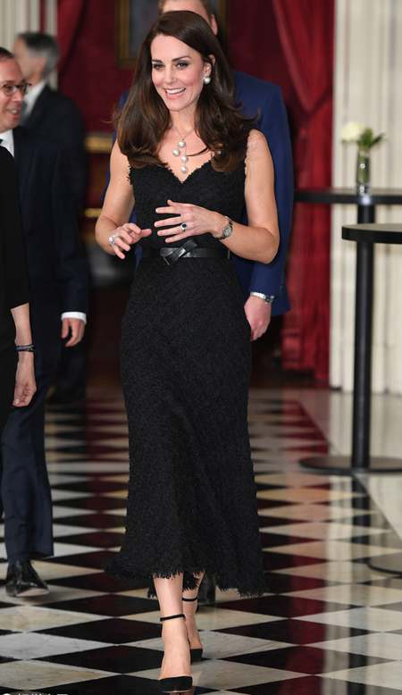 凯特王妃香奈儿,凯特王妃法国套装