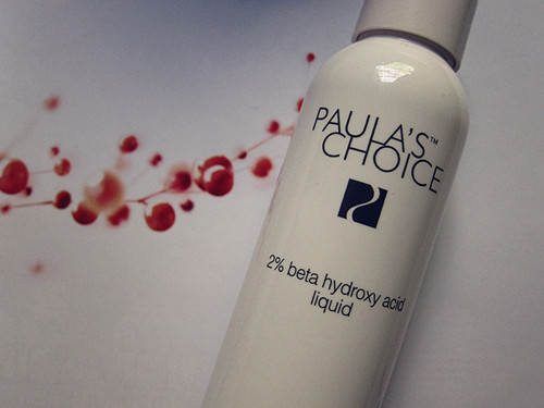 水杨酸用了之后皮肤红肿还能用吗,水杨酸的浓度在多少对皮肤比较好