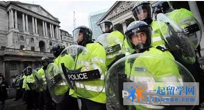 去英国读大学安全吗