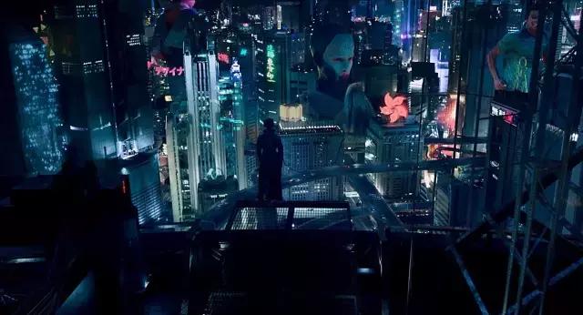 蜘蛛侠爬上复联大楼，《攻壳》公布早期设计稿｜一周新闻