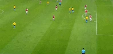 内马尔爆发力射门,内马尔凌空爆射