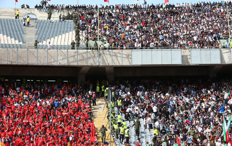 中国男足2018年世预赛对伊朗经历,伊朗男足2-1战胜日本男足