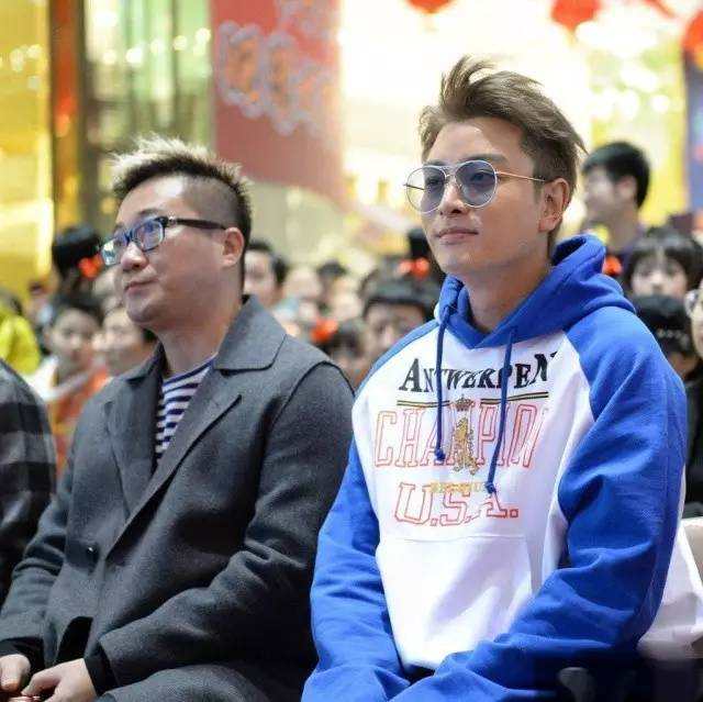 像你爱豆这样为Vetements痴狂