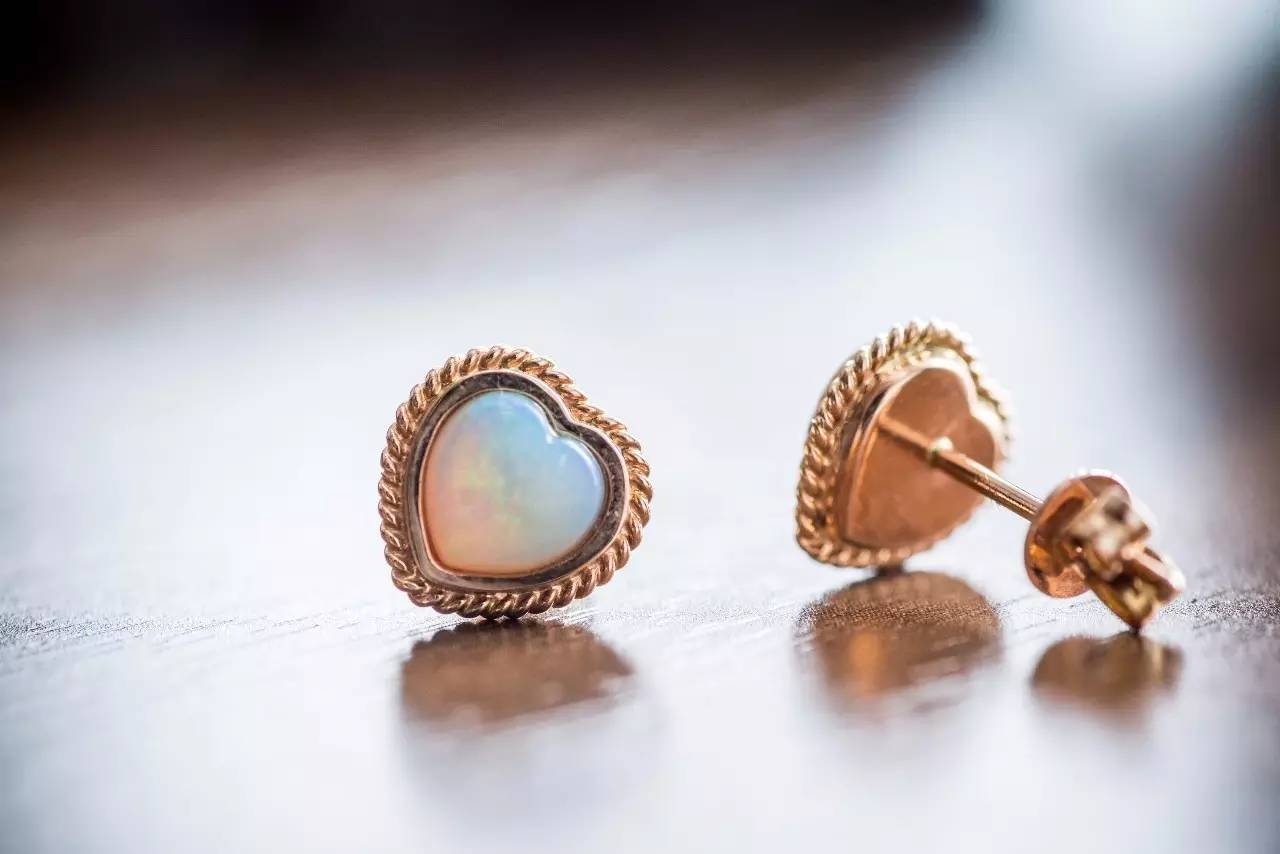 著名珠宝设计师,珠宝设计著名设计师