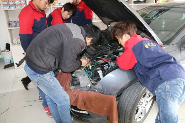 18科鲁兹大灯改装案例,雪佛兰18款科鲁兹改装led矩阵大灯