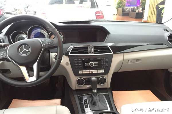 毁三观！二手五菱宏光比奔驰C还保值