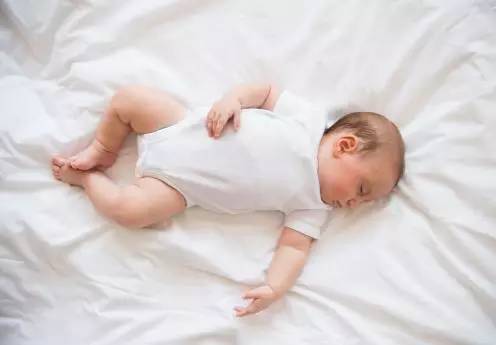 五个月婴儿感冒流鼻涕拉肚子,感冒流鼻涕还拉肚子怎么回事