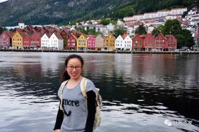 这个单身姑娘一个人一台车一年行走二十多个国家