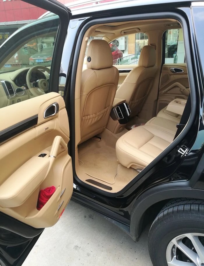 100万卡宴值不值得买,100万预算保时捷买哪款好