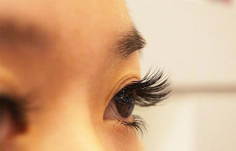睫毛嫁接保持多长时间,嫁接睫毛怎样才能不伤自己睫毛