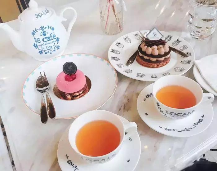 直男别再傻傻叫女朋友多喝热水了,直男们别再回复多喝热水