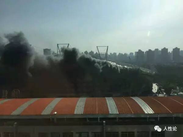 上海虹口足球场着火,上海申花虹口2-1上海上港