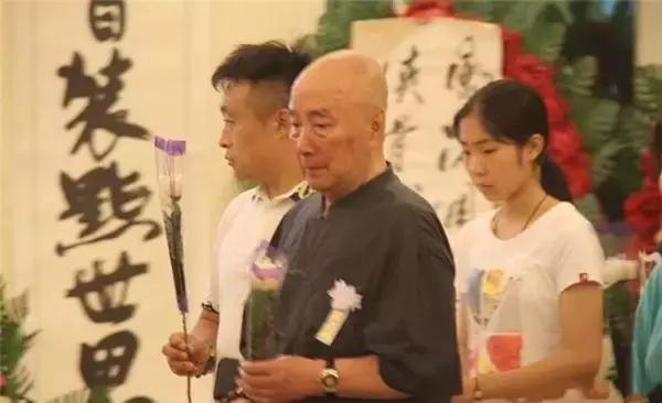 12岁武术冠军李连杰,李连杰和吴京在哪学的武术