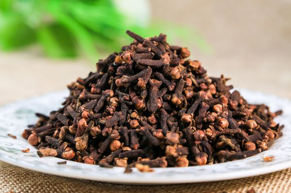 治寒湿气滞呕吐的中药,经行呕吐