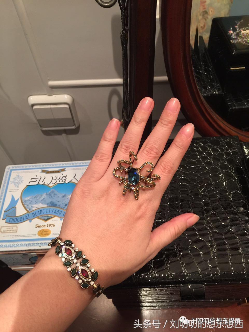 短款连衣裹裙外搭外套,裹裙一片式双面穿