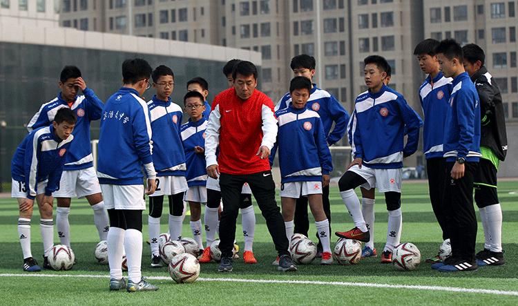 中国足球集训未来之星,中国足球名宿团