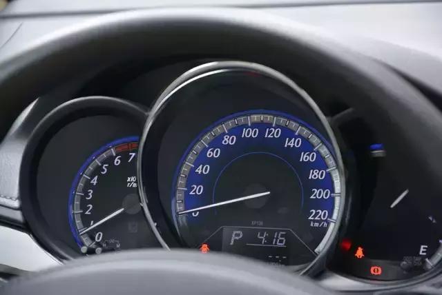 为什么我劝年轻人买二手车,yarisl致炫2020款值不值得买