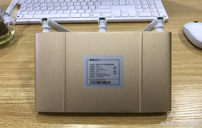 用了这台千兆路由，隔壁老王大哥270平的别墅都不要买路由器了