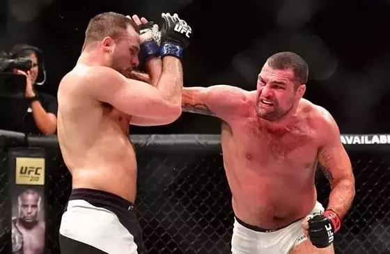 格斗沙皇菲多比赛视频,俄罗斯格斗沙皇菲多超劲爆ko集锦