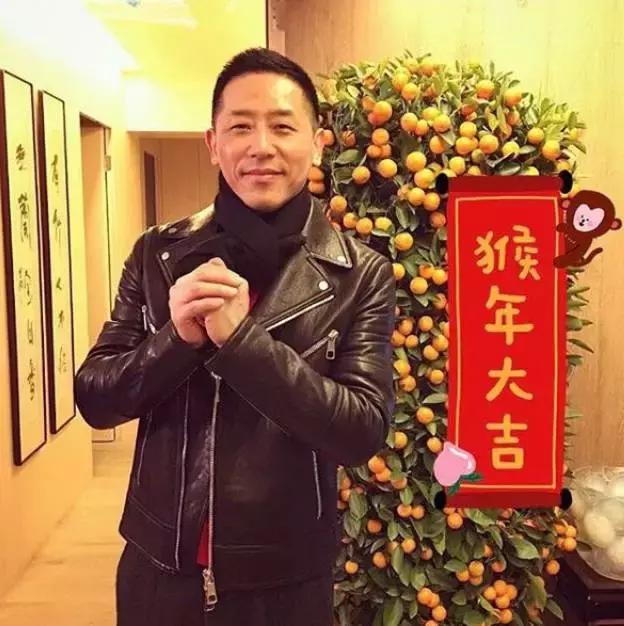 哥哥张国荣的传奇一生,张国荣老照片100张