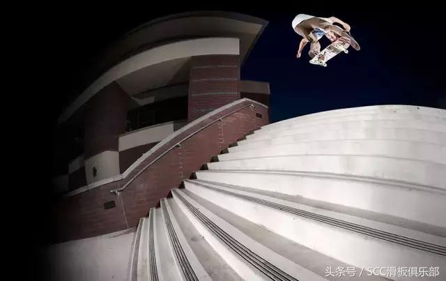 经典的滑板鞋,完美的碳板跑鞋