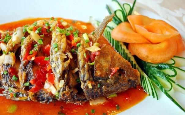 怎样煎鱼不粘锅又不烂呢,怎么煎鱼不粘不烂