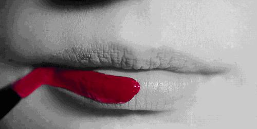 用汽车品牌给男生解释口红档次,口红与汽车的对应档次