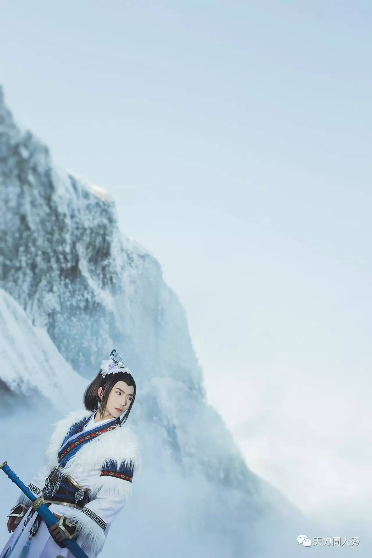 帅炸裂的出场,李太白换装cos