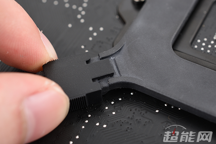 酷冷至尊coolermaster评测,酷冷至尊下压式散热器推荐