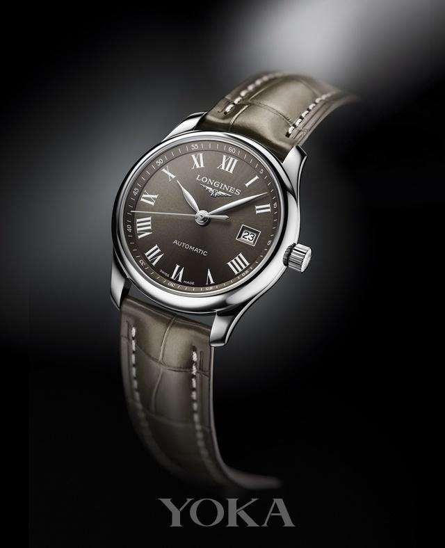 腕表以大为美,告别油腻设计简约的腕表