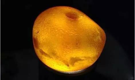 烤色蜜蜡和老蜜蜡的鉴别,老蜜蜡的鉴别方法和图片