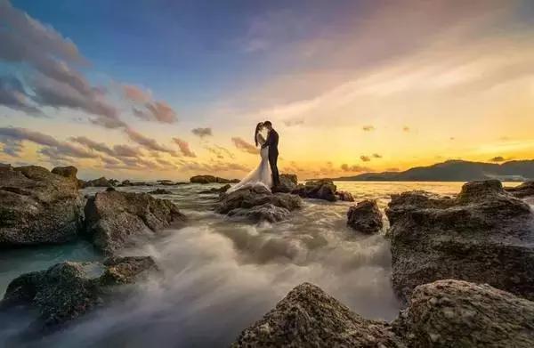 国外创意婚纱摄影作品,激发摄影师灵感的创意婚纱照