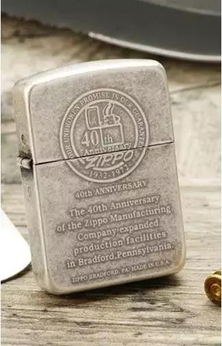 二战美国大兵不扛枪也能成为英雄,二战的美国大兵带几支枪