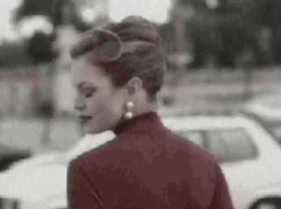 抽烟只抽红塔山此生注定不一般,抽烟只抽红塔山的歌怎么唱