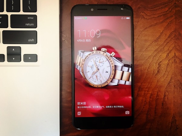 手机配色黑色最经典,360手机n5慕斯黑高配版来袭