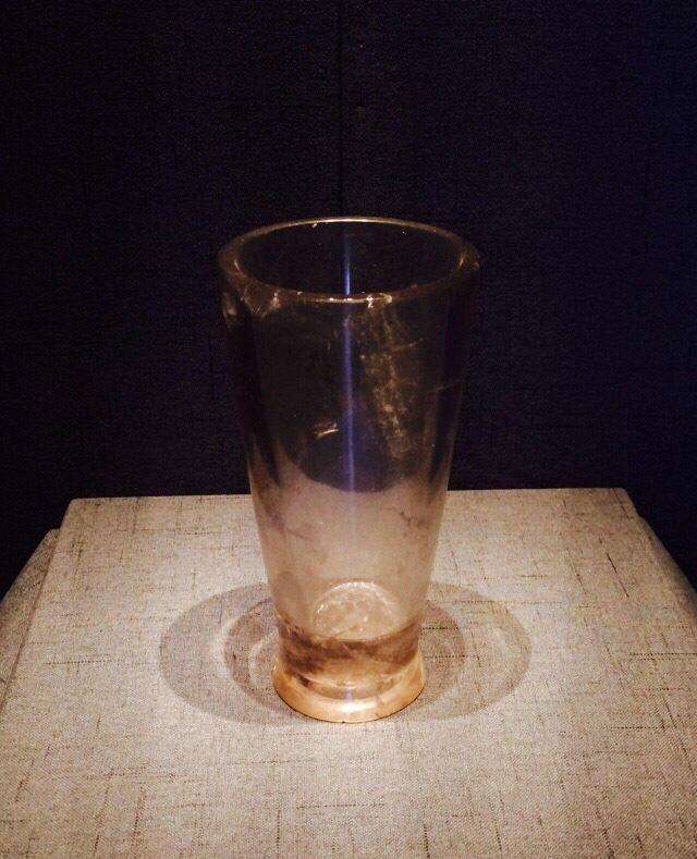 2000年前的古墓挖出玻璃杯,汉代墓出土水晶杯