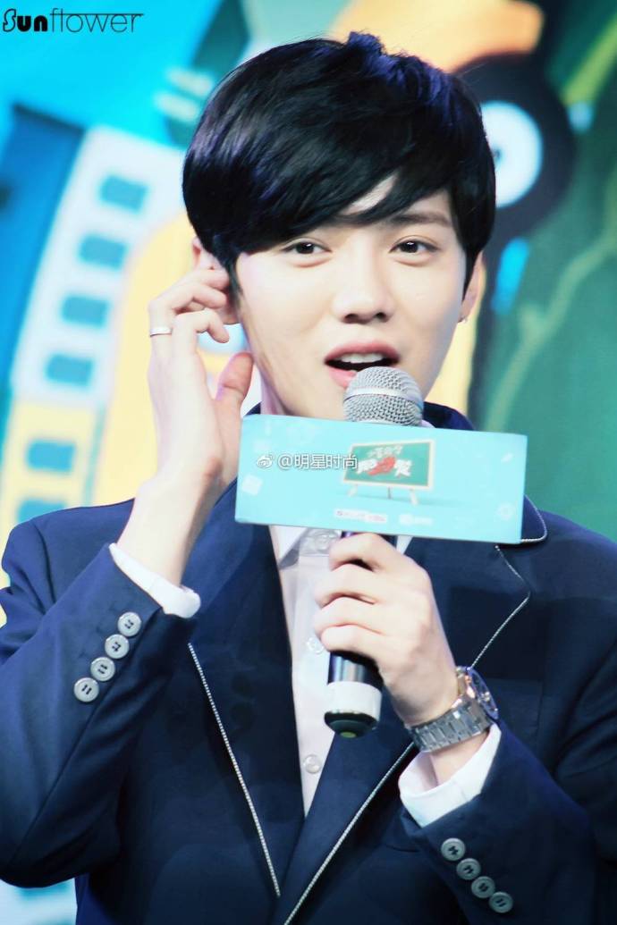 鹿晗超级英语,鹿晗励志唱歌