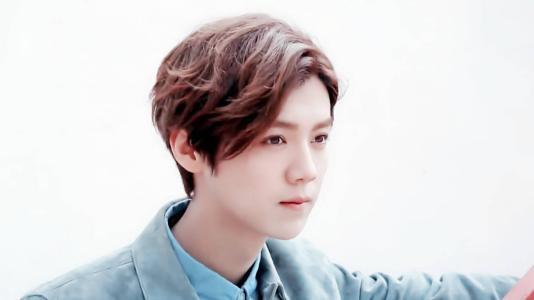 鹿晗要脱单的迹象,关晓彤被鹿晗父母催婚