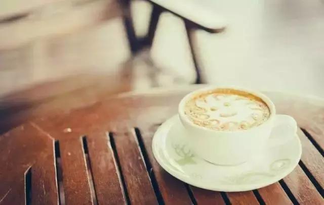 传说中的奶茶,传说中的金箔咖啡