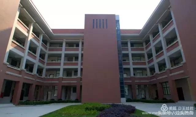 汕头金中学校的环境,汕头金中海湾校区环境