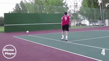 足球爱好者福利：十种练习射门的踢墙方法